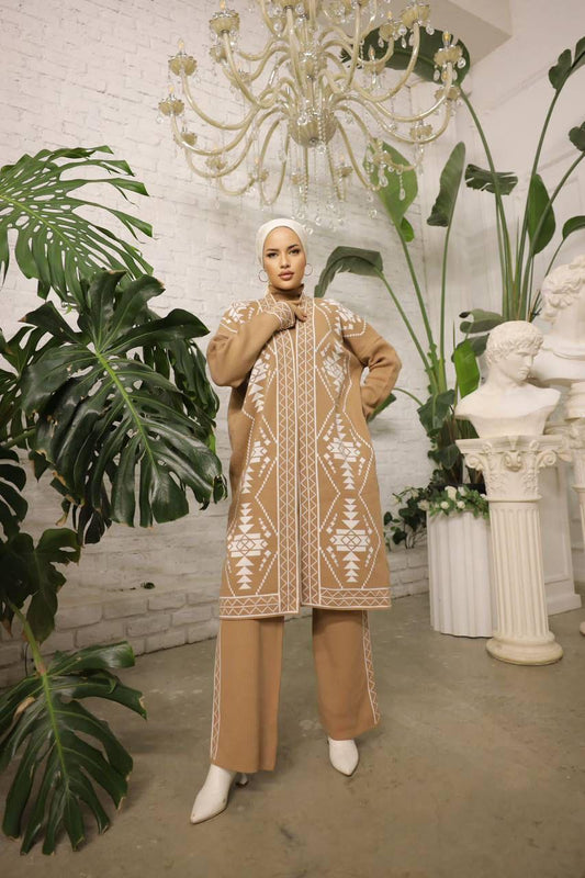 Knitted 3-Piece Set – Beige with White Geometric Patterns